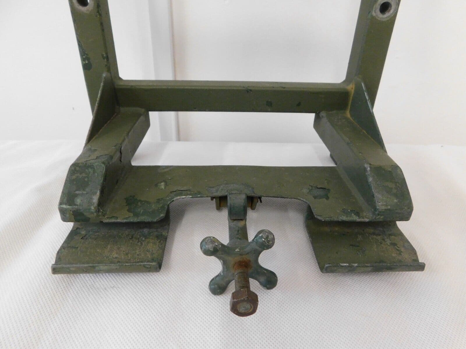 Clansman Radio Manpack Land Rover FFR Mounting Bracket PRC320 PRC351/2 PL16