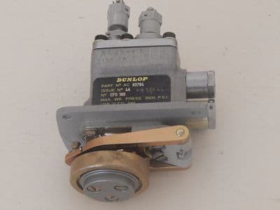 Dunlop Control Valve Assembly Used In Sea Harrier Aircraft FA2 PN AC63794 [1R7D]