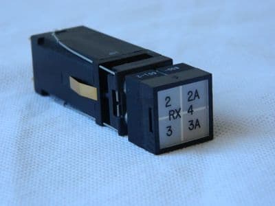 Eaton Aircraft Push Button Switch Part No:9524-043 [1R6D]