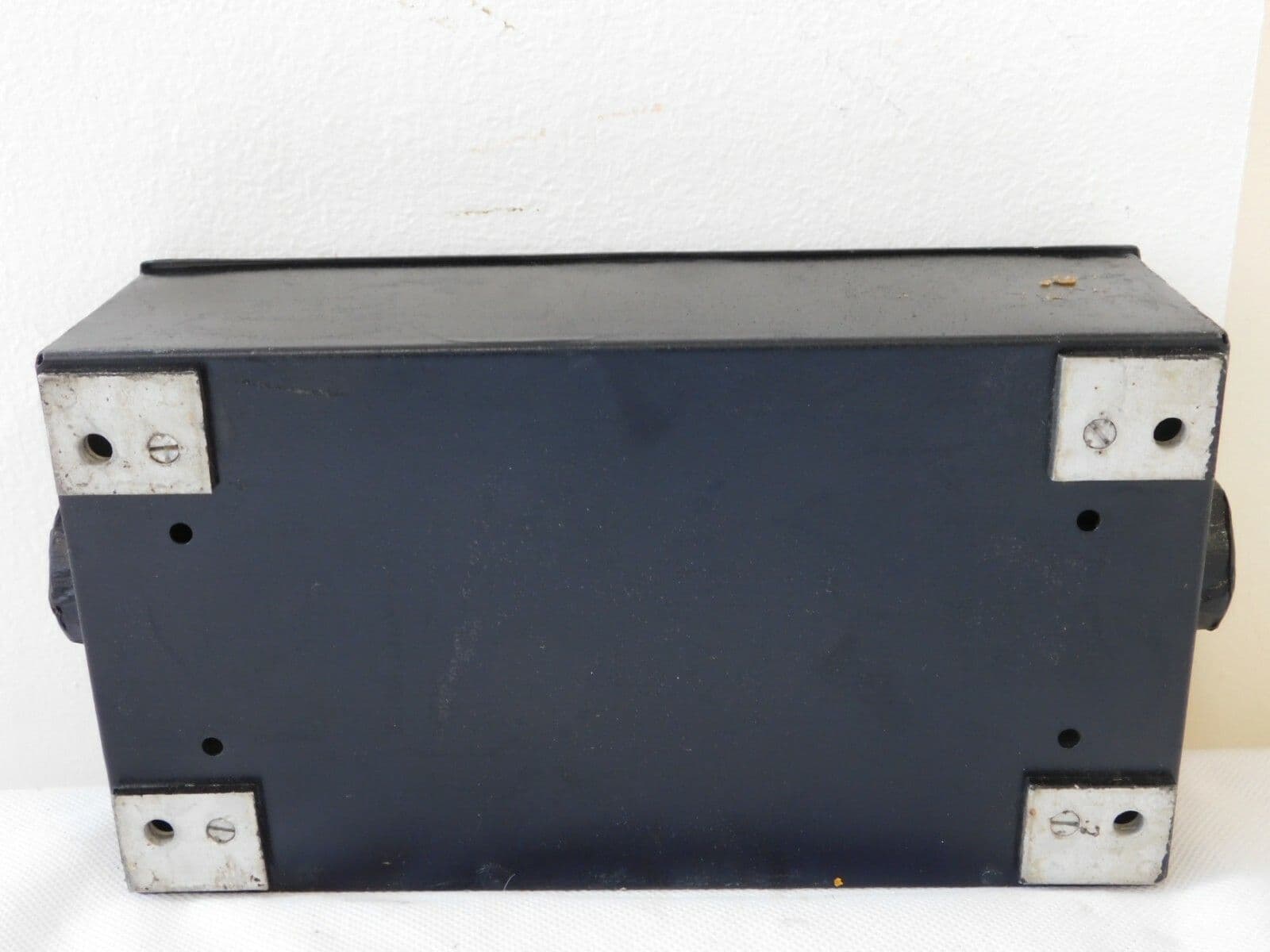 Ex Navy Aircraft Radio Interference Suppressor Box Type W2 Ref 5C/3001 1R6C