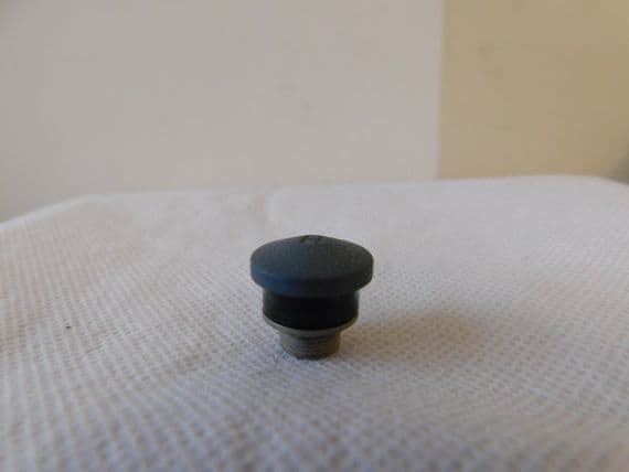 Ex RAF Aircraft Cockpit Lamp Lens Assembly, Ref No 5CX/8534 [1R4C]