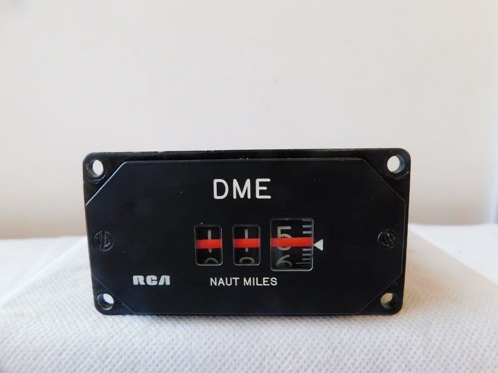 Screw Distance Indicator Ex RAF Aircraft DME Distance Measuring Indicator MI591084-4 1R15B