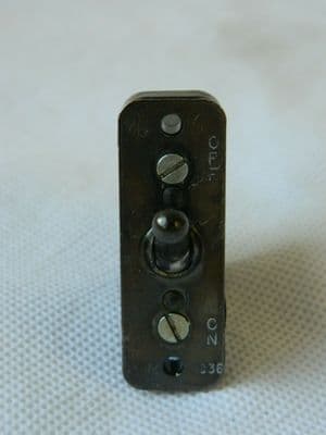 Ex RAF Aircraft Tumbler Switch Type B Ref No: 5CW/4836 [1R9B]
