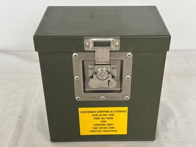 Ex RAF Green Storage Shipping Transport Case With Carry Handle & Foam [D6E]