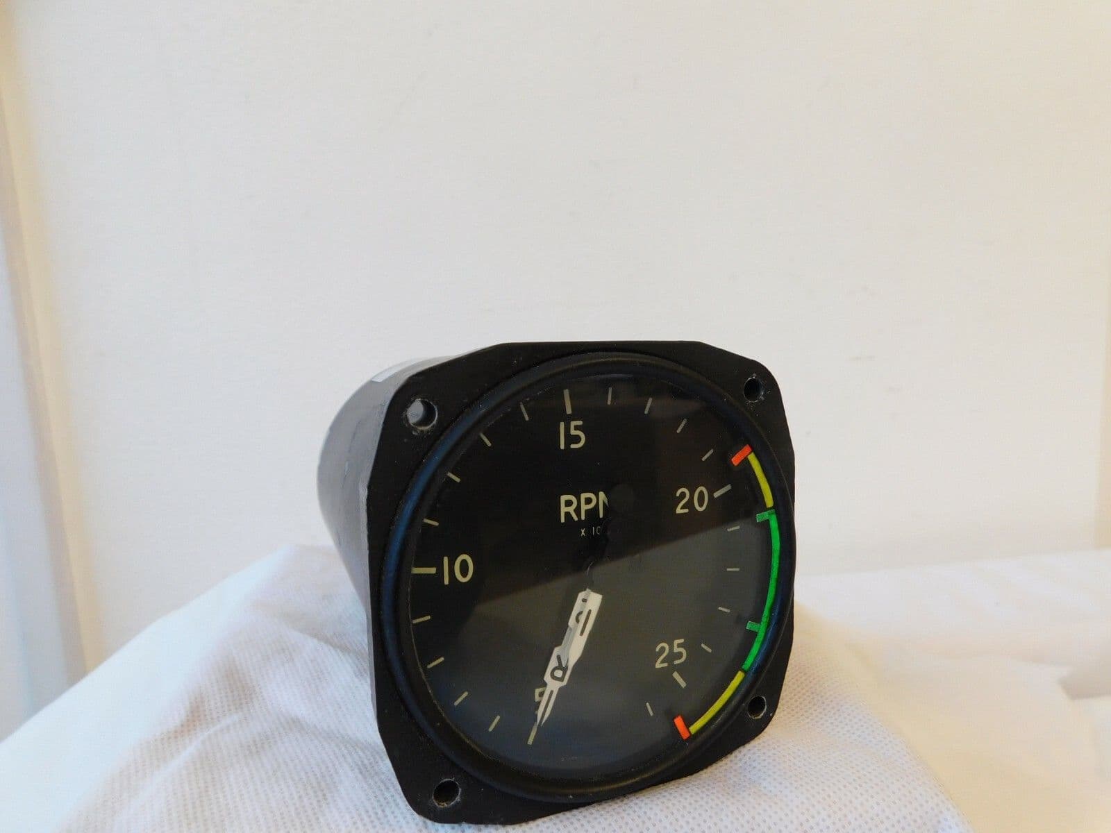 Ex RAF Helicopter Triple Tachometer RPM Gauge Type L31523-10-009 1R11A