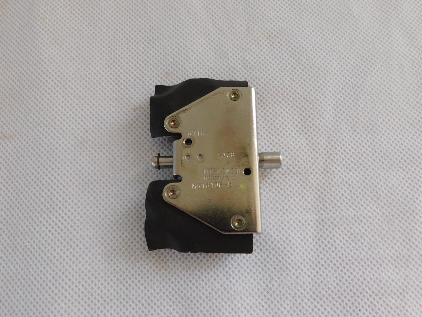 Ex RAF Honeywell Interlock Door Switch Part No MS16106-5 D5D
