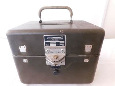 Ex RAF Olive Green Transport/Storage Case With Foam Inside [PC5]