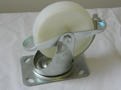 Heavy Duty Flexello Nylon Swivel 5