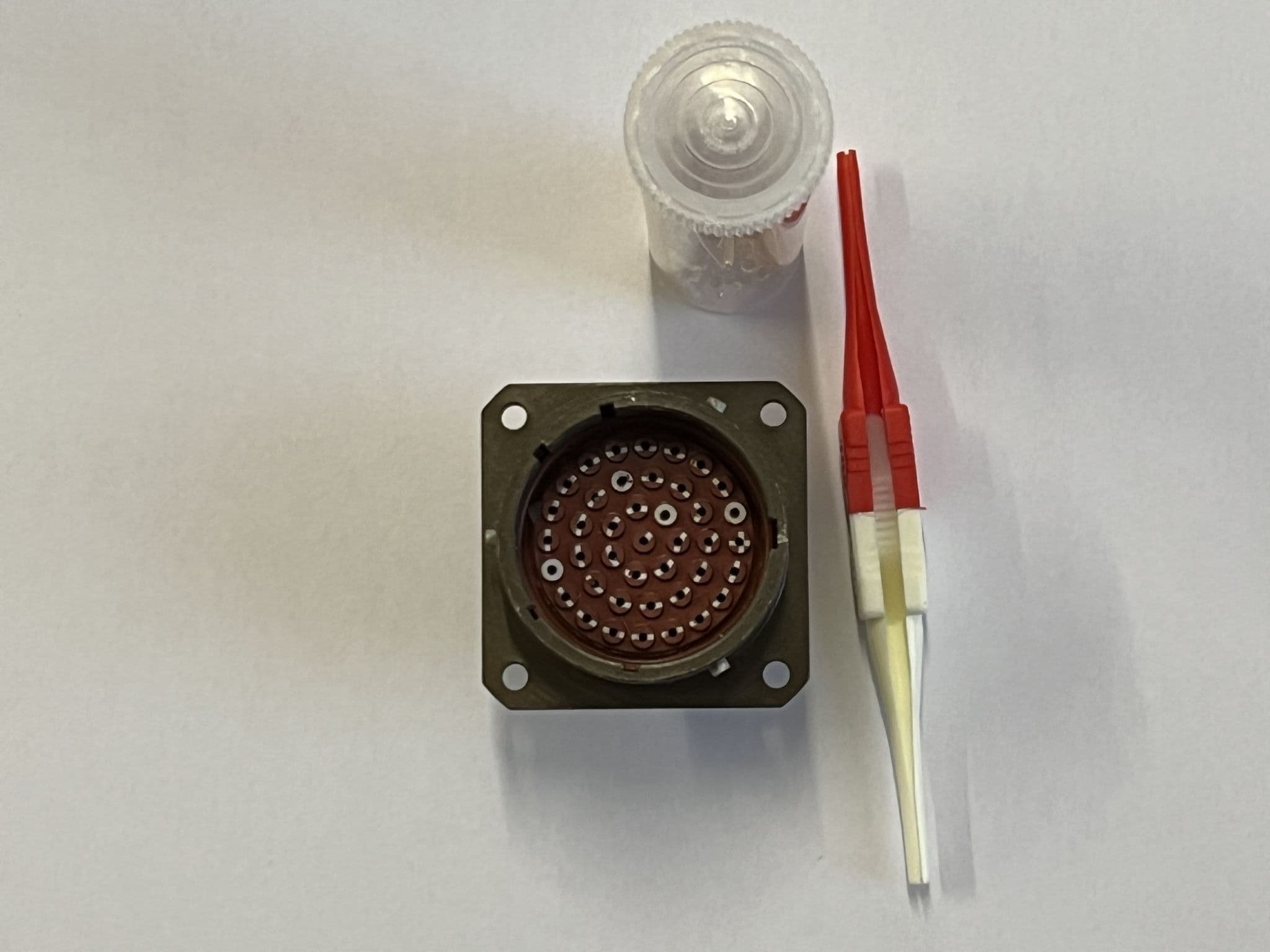 Hellermann Deutsch Ltd Genuine Bulkhead 41 Pin Connector With 45 Male ...