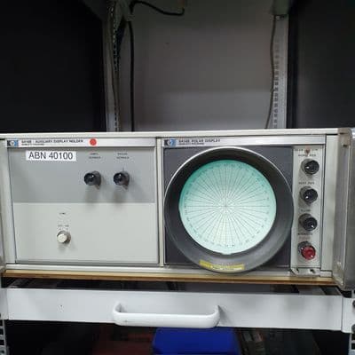 Hewlett Packard HP8414B Polar Display
