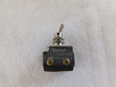 Honeywell Micro Toggle Switch, 2 Pole, 2 Position, 6AT15 [D4D]
