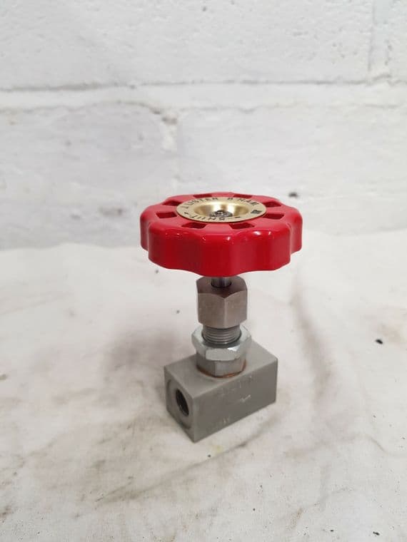 J Lister W26397S Hydraulic Instrument Control Valve.  New  [GR7D]