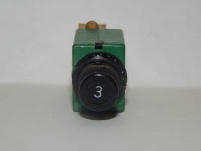 Klixon Aircraft Circuit Breaker, 3 Amp, Part No. 2TC2-3 [1R1D]