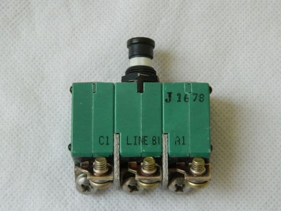 Klixon Aircraft Circuit Breaker 3 Pole 5 Amp Part No 6TC2-5 1R1C