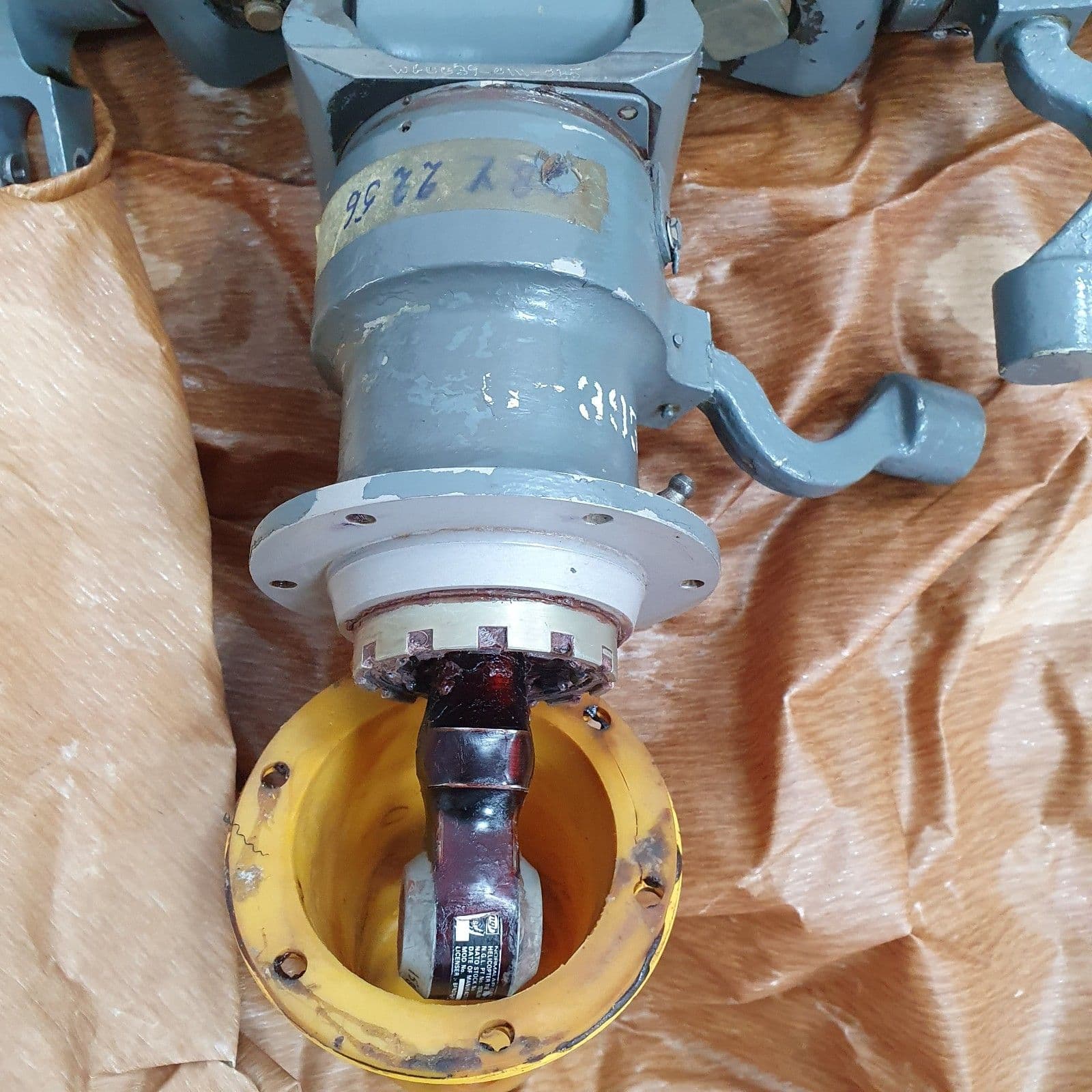 Lynx Helicopter Tail Rotor HUB Head WG0039-0115-503 with Log Card CAN