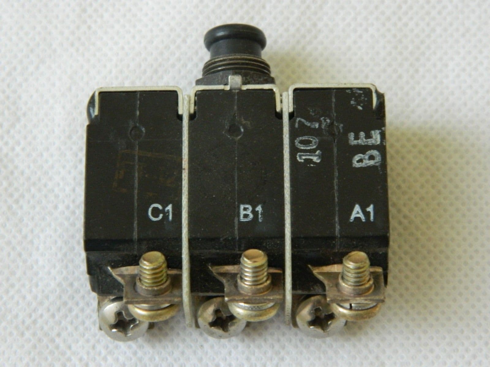 Mechanical Products 5 Amp 3 Pole Aircraft Circuit Breaker MS14154-5 1R1C