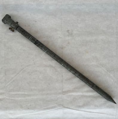 Military Radio Generator Heavy Duty Earth Spike, FFR [1R8E]