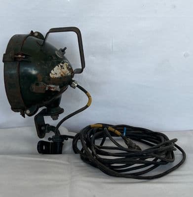 Military Vehicle Searchlight For Ferret, Saracen, With Swivel Bracket [D4E]