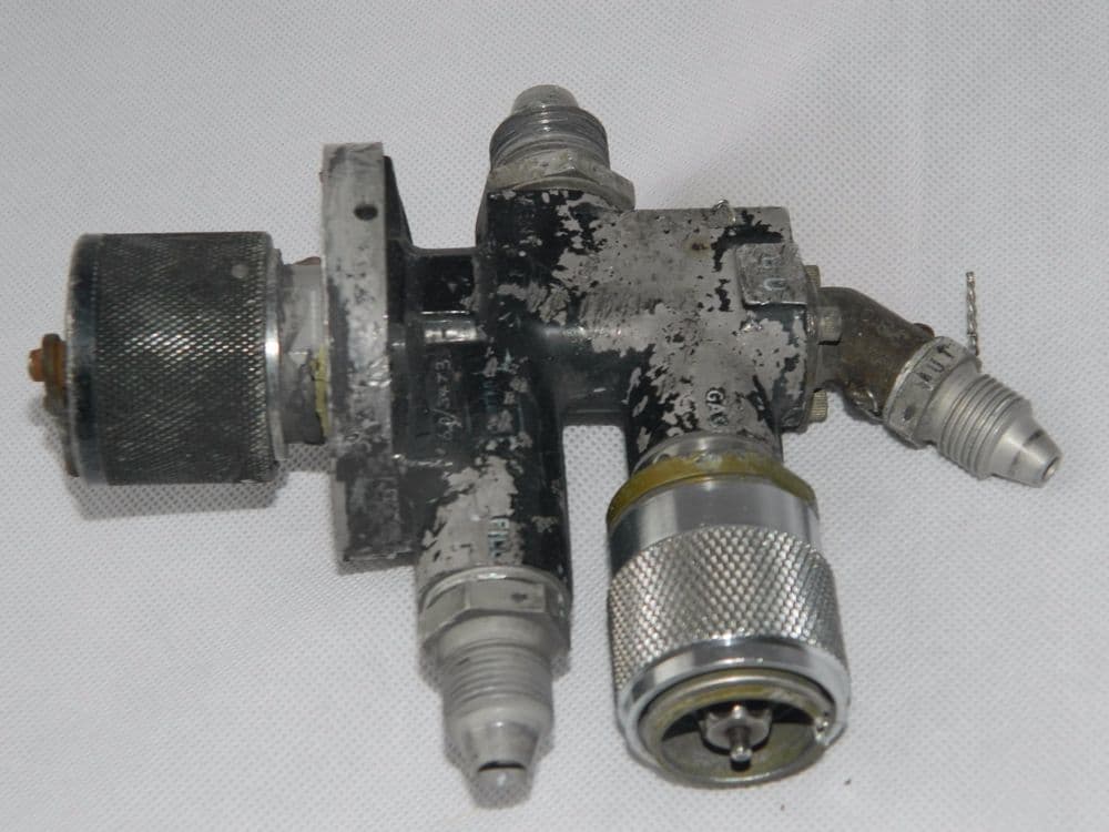 Nimrod Aircraft Fill Build Up Vent And Drain Valve 1R9C