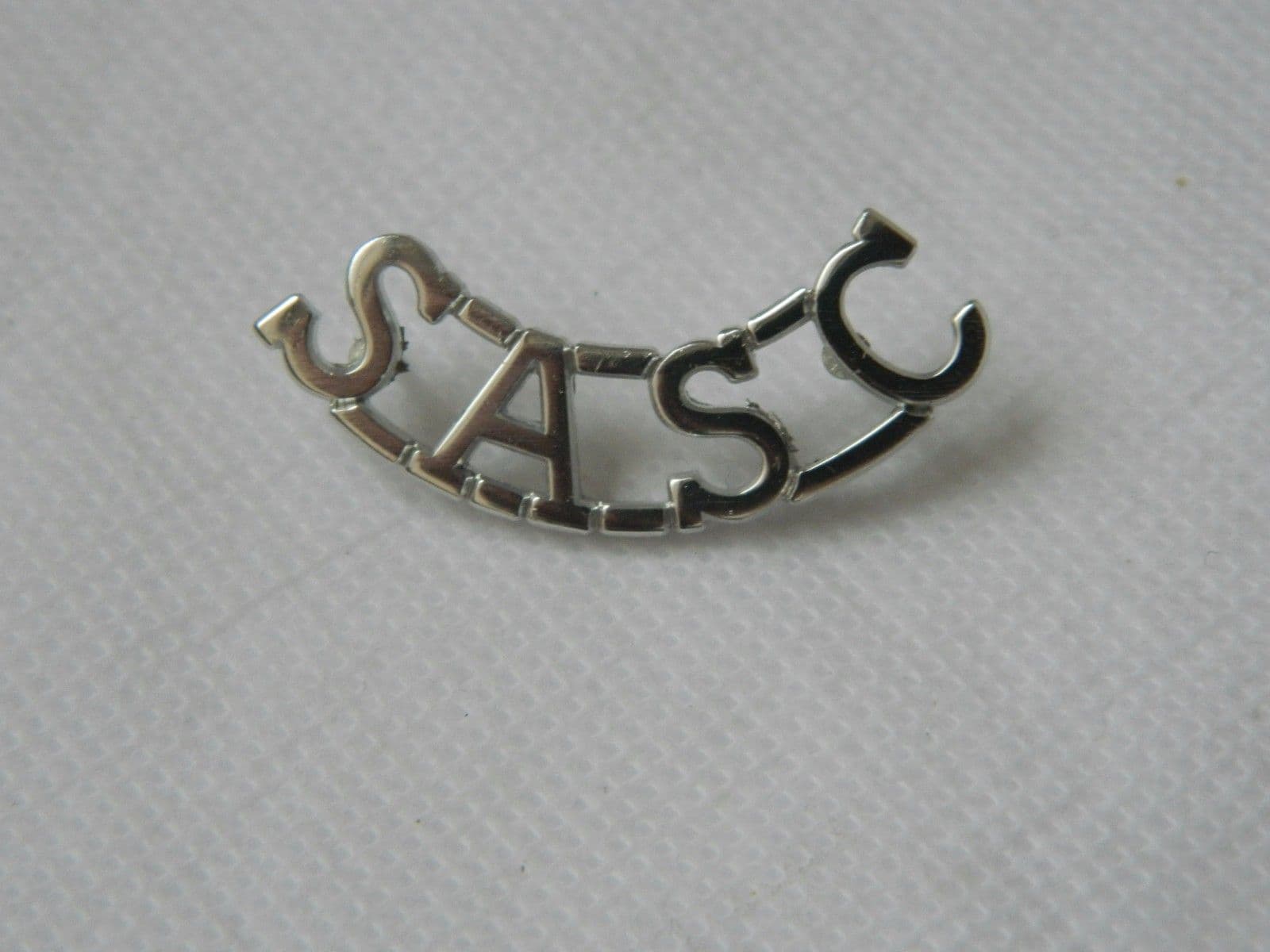 Pair Of Silver SASC Shoulder Title Badge 1R6C