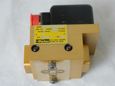 Parker Model 10-1100 Single Stage 4 Way Pneumatic Flow Control Valve [1R9E]