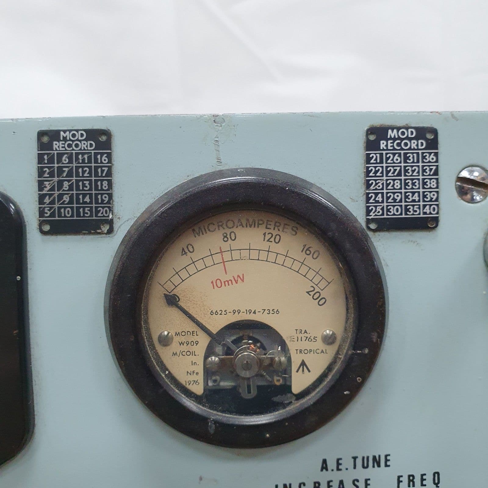 Racal RA17L Communications Receiver SN 8365