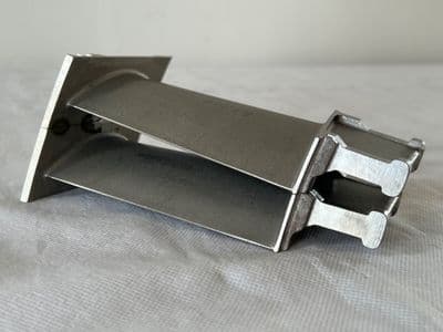 Rolls Royce Jet Engine Stator Blade BR3199Y, 17.5 x 8 x 7cm [PL53]