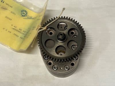 Rotary Oil Pump, Part No 2878846 [GR402C]