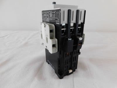 Siemens 3TF4422-0B 3 Phase Motor Starter Contactor, 15kW, 24VDC Coil [D5B]