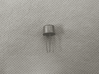Silicon Transistor, Part No. BSW66A, NPN, 0.7W, 100V, 2A, TO-39 [3R1E, EC51]
