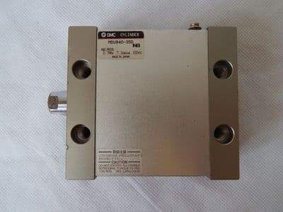 SMC Pneumatic Cylinder, MDUB40-35D, 35mm Stroke, Max Pressure 0.7MPa [1R6D]