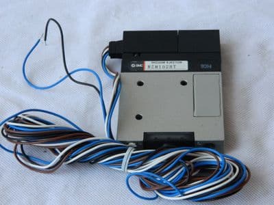 SMC Vacuum Ejector With Cables, Part No. NZM102HT  [1R1C]