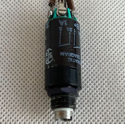 Tornado Aircraft Cockpit Push Button Switch, PAN6502-2 [1R7B1]
