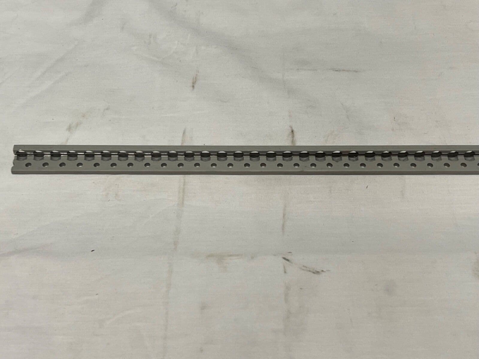 Tornado Aircraft Dzus Aluminium Mounting Rail 26 Long PAN3811-068 GR400B