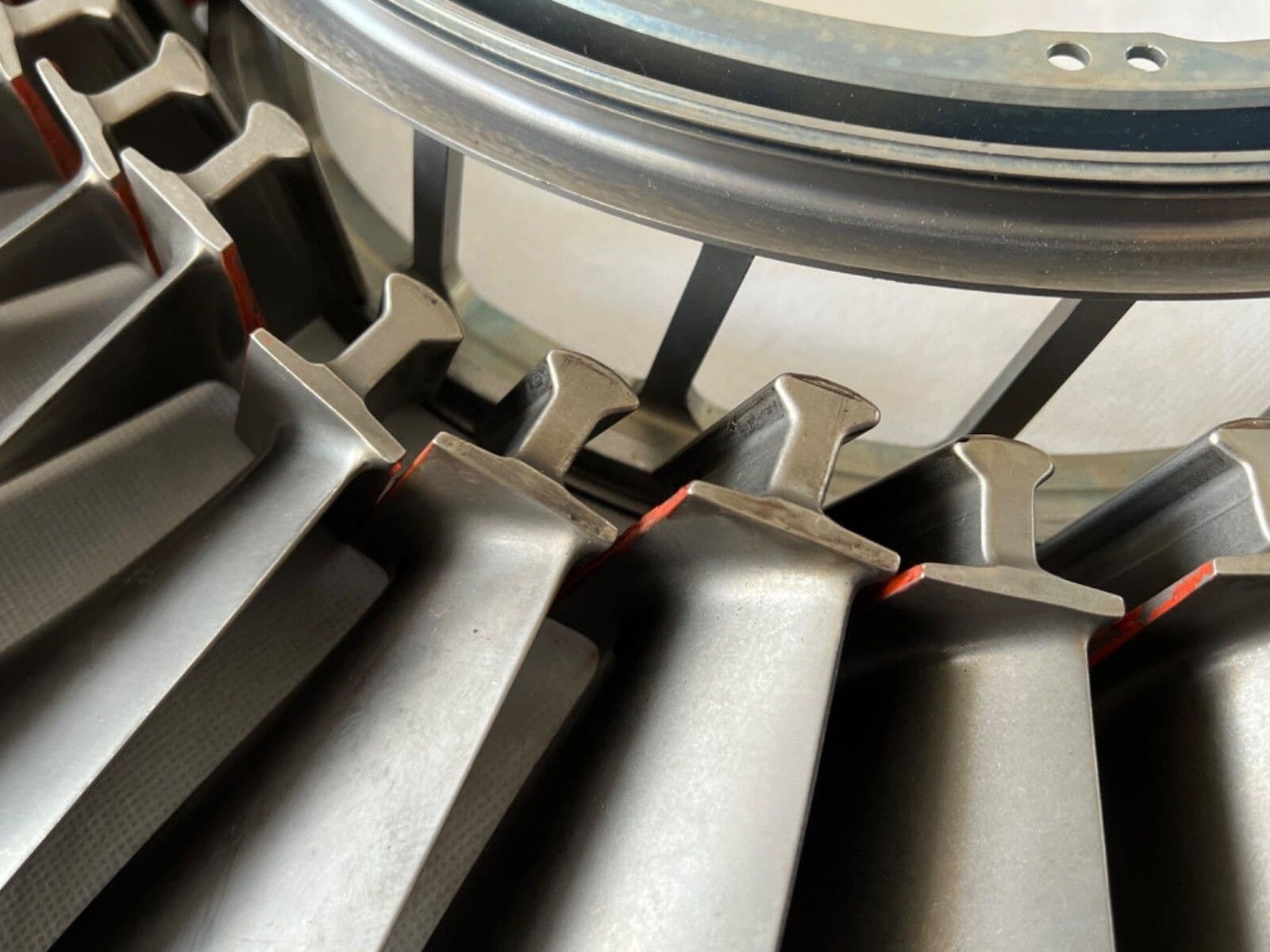 Jet Engine Rotor Disk Tornado Aircraft RB199 Jet Engine Stage 2 LP2 Rotor Disc 40 Blades PL53