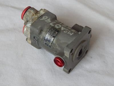 Vickers Aircraft Hydraulic Motor, Model MF3-011-2GB1F, Serviceable [D4B]