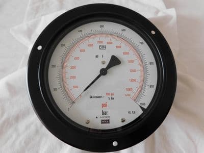 Wika Pressure Gauge 0-1000 Bar, 0-14500 PSI [D6B]