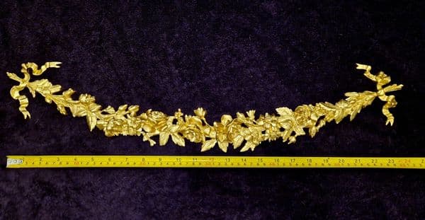 DECORATIVE MOULDING WALL DECORATION RIBBON FLORAL SWAG (No182)