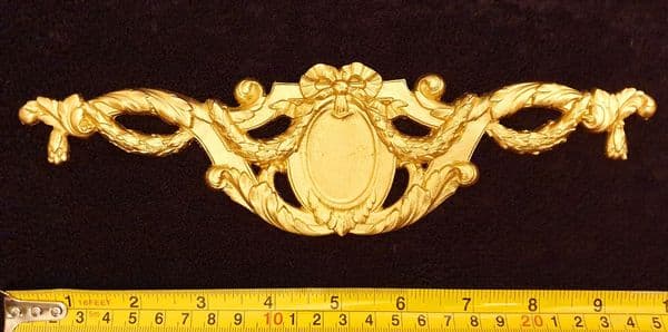 DECORATIVE MOULDING WALL OR FURNITURE DECORATION (No15)