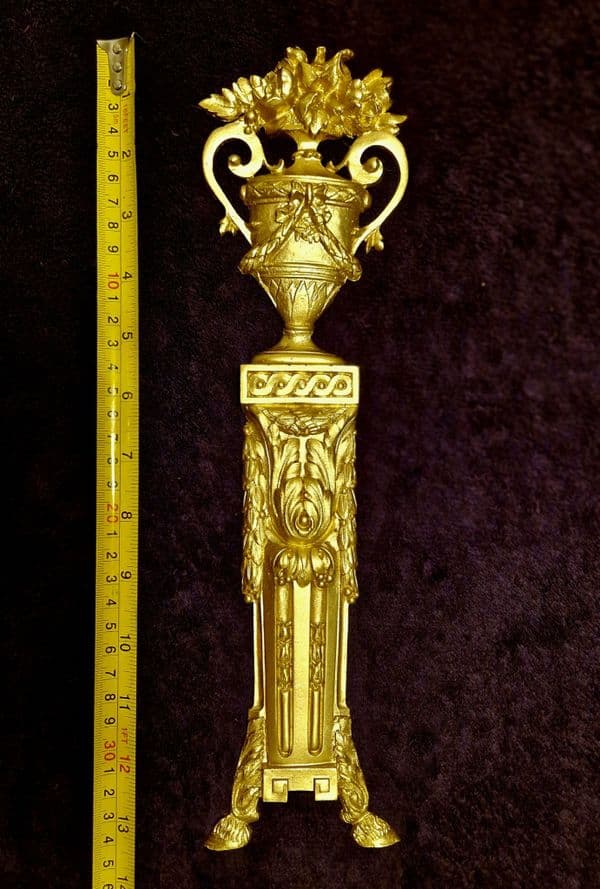 DECORATIVE PLASTIC MOULDING LOUIS XVI ANTIQUE STYLE APPLIQUE GILT WHITE WALL DECORATION (No162)