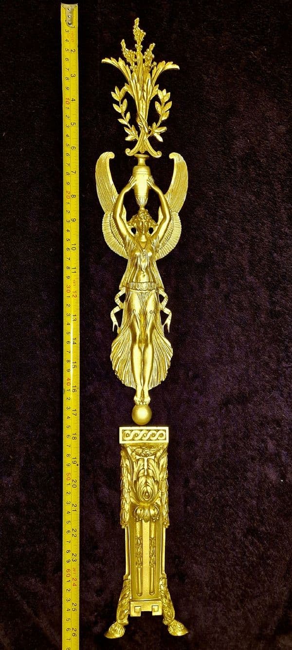 DECORATIVE PLASTIC MOULDING LOUIS XVI ANTIQUE STYLE APPLIQUE GILT WHITE WALL DECORATION (No164)