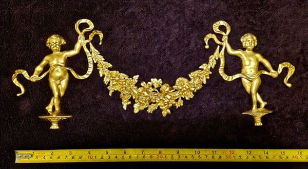 DECORATIVE RESIN PEDIMENT LOUIS XVI CHERUBS FLORAL APPLIQUE GILT WHITE DECORATION (No170)