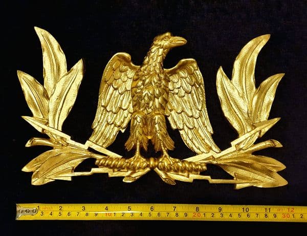 ORNATE LARGE ANTIQUE STYLE EAGLE WALL MIRROR MOULDING DECORATION (No135)