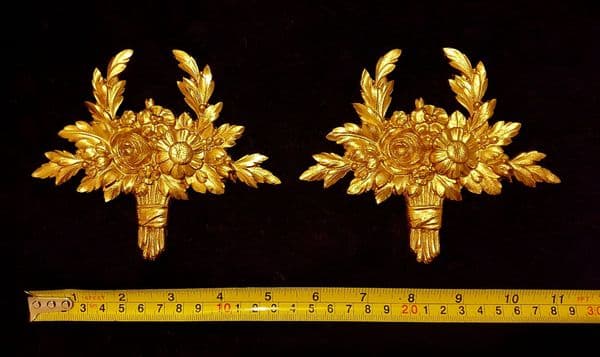 PAIR DECORATIVE FLORAL MOULDING LOUIS XVI WALL DECORATION (No23)