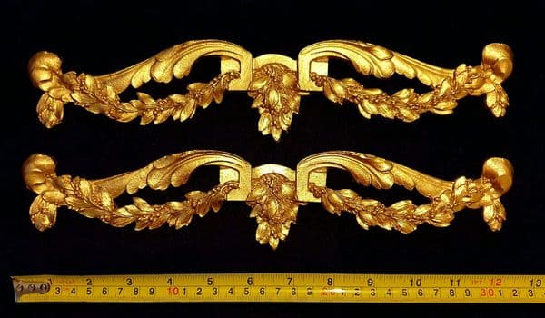 PAIR DECORATIVE MOULDING ANTIQUE ORNATE WALL OR FURNITURE DECORATION (No92)