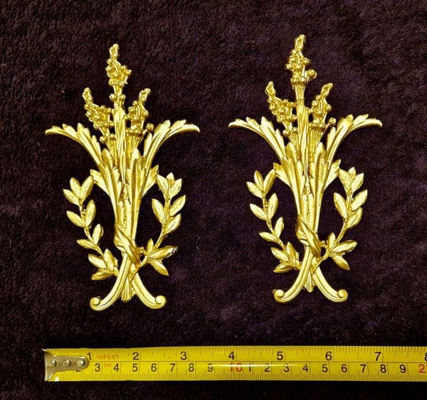 PAIR LOUIS XVI STYLE PLASTIC ORNATE WALL MIRROR MOULDING DECORATION (No152)