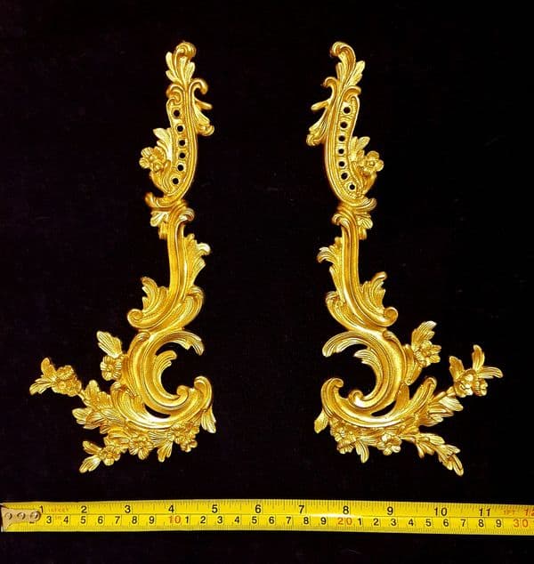 PAIR ORNATE ANTIQUE STYLE WALL MIRROR MOULDING DECORATION (No112)