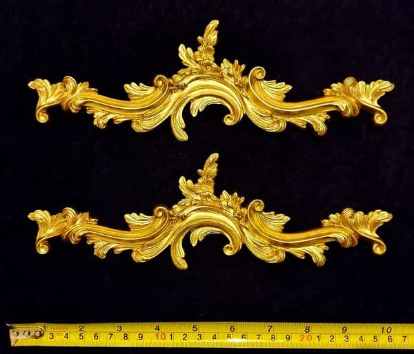 PAIR ORNATE ANTIQUE STYLE WALL MIRROR MOULDING DECORATION (No113)