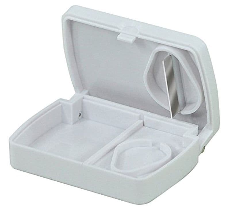 Aidapt Pill Storage Box with Tablet Splitter
