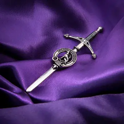 Hunter Clan Kilt Pin - Traditional Scottish Surname Crest Sword Brooch